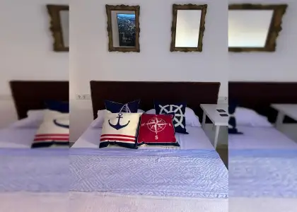 Habitación en un apartamento compartido de 3 habitaciones en alquiler en Hacienda Roldán en Málaga
