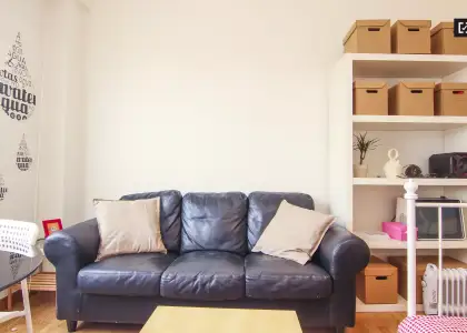 Habitación en un piso compartido de 5 habitaciones en alquiler en Russafa, gastos incluidos. en Valencia