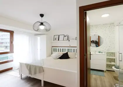 Se alquila habitación en piso de 4 habitaciones en Bilbao en Bilbao